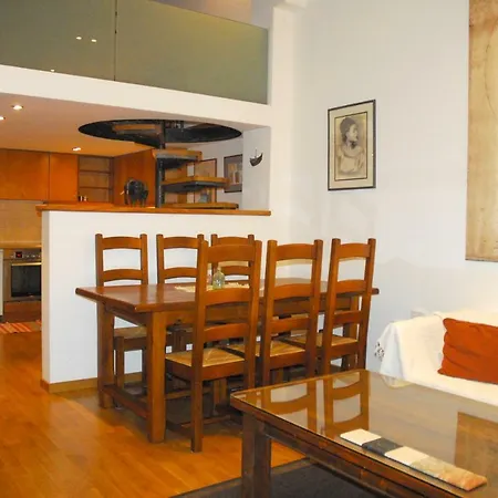 Daire Luxurious Loft With Jacuzzi