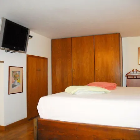 Daire Luxurious Loft With Jacuzzi
