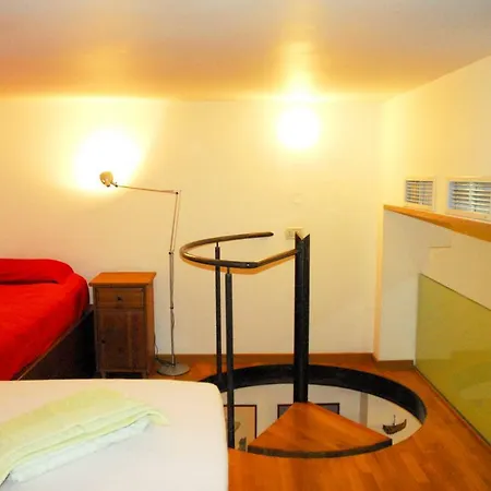 Luxurious Loft With Jacuzzi Heraklion (Crete)